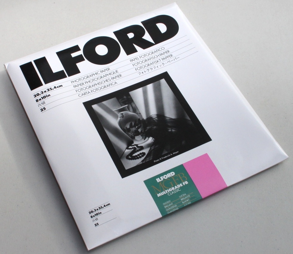 ILFORD MGIV FB CLASSIC GLOSSY 20.3 X 25.4CM 25PKT