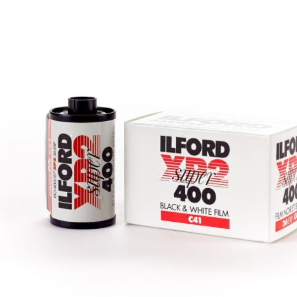 ILFORD XP2 400 BLACK & WHITE 35MM FILM 36 EXPOSURES