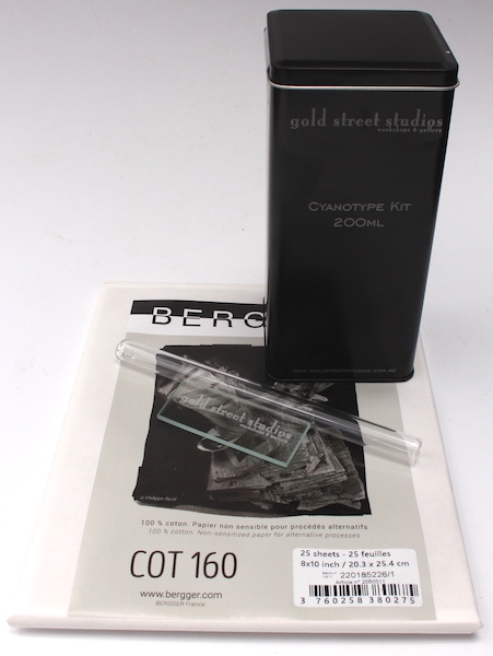 CYANOTYPE 200ML PRINTING KIT contains one Cyanotype 200ml two part  solution, Bergger COT160 8x10 25pkt art paper for alternative printing and  one glass chemical pusher 7 inch.